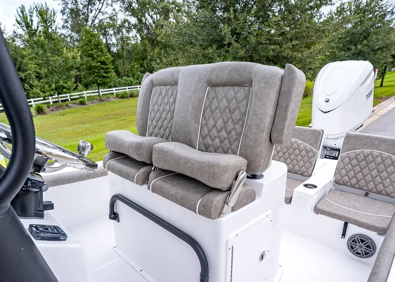 Slide: The Image of Sea Hunt BX 25 FS 2026 - 9