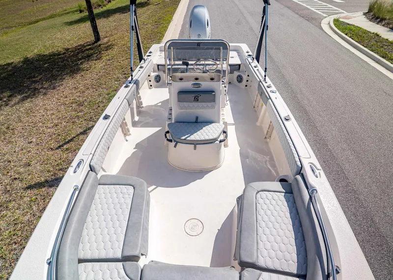 Slide: The Image of Carolina 21 Ultra Elite 2026 - 17