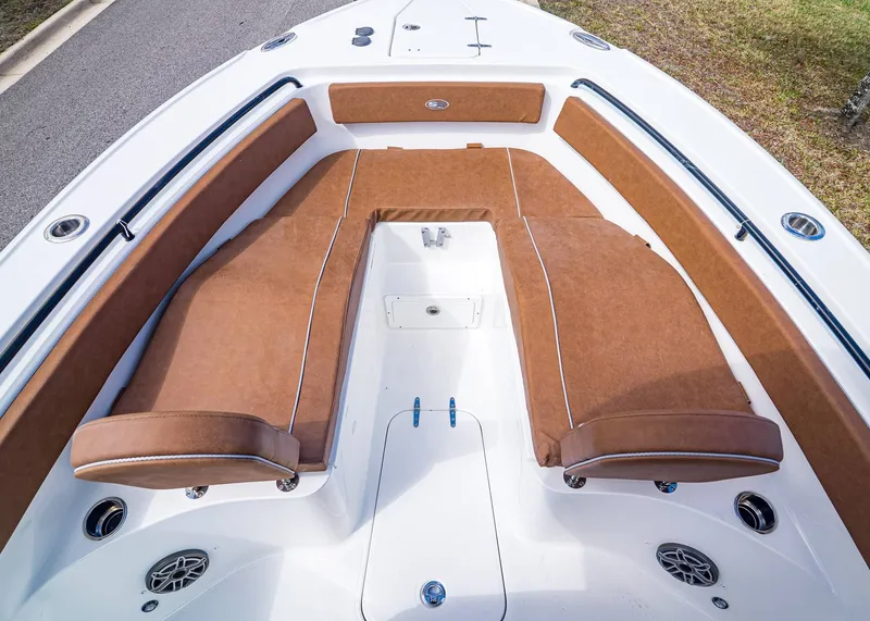 Slide: The Image of Sea Hunt Ultra 265 SE 2026 - 21