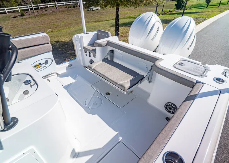 Slide: The Image of Sea Hunt Gamefish 27 Coffin Box 2026 - 12