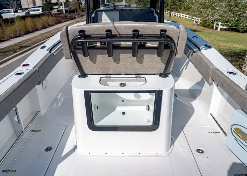 Slide: The Image of Sea Hunt Gamefish 27 Coffin Box 2026 - 15