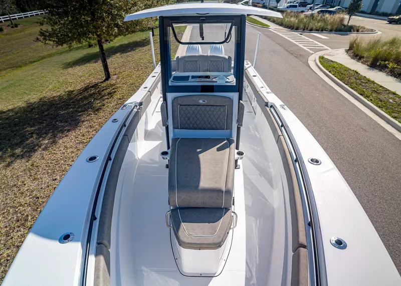 Slide: The Image of Sea Hunt Gamefish 27 Coffin Box 2026 - 25