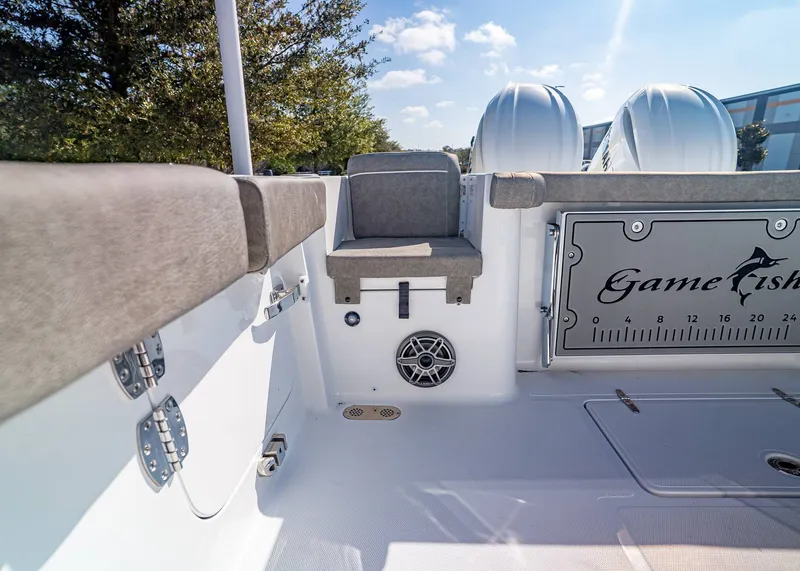 Slide: The Image of Sea Hunt Gamefish 27 Coffin Box 2026 - 9