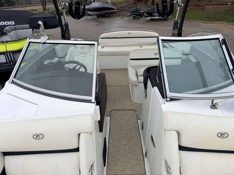 Slide: The Image of Cobalt R5 Surf 2019 - 20