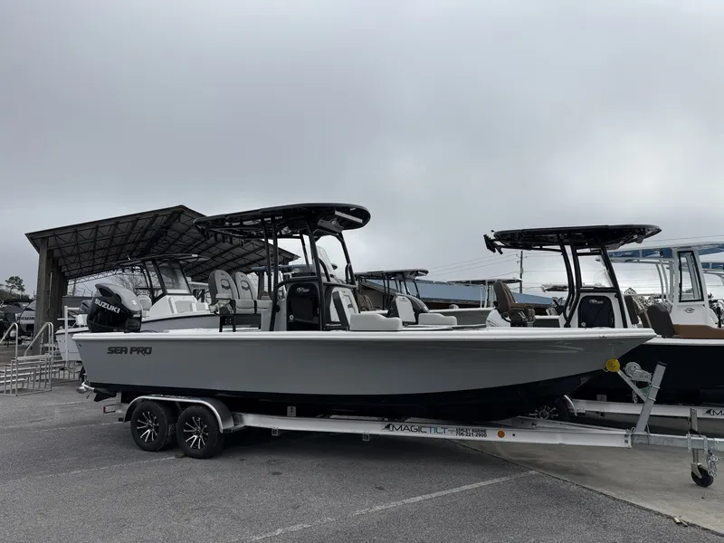 The Image of Sea Pro 250 Bay TABS-350HP 2026 - 1