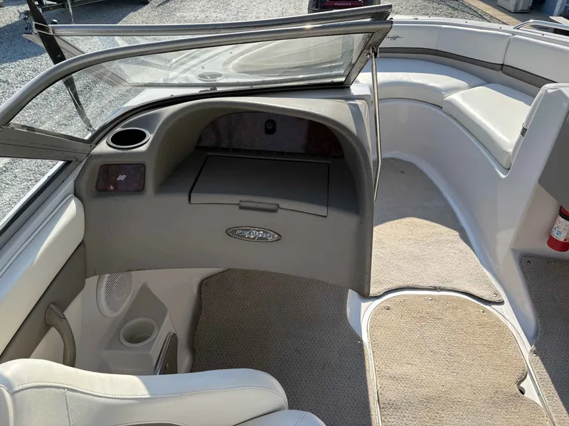 Slide: The Image of Four Winns HORIZON 20 2004 - 13