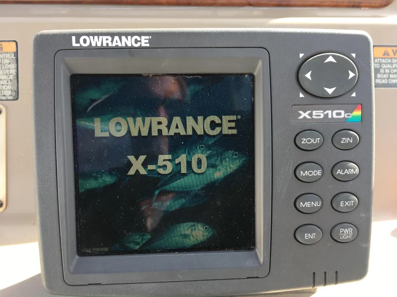 Slide: The Image of Lowrance X-510 fish finder on 2003 Bayliner 265. - 10