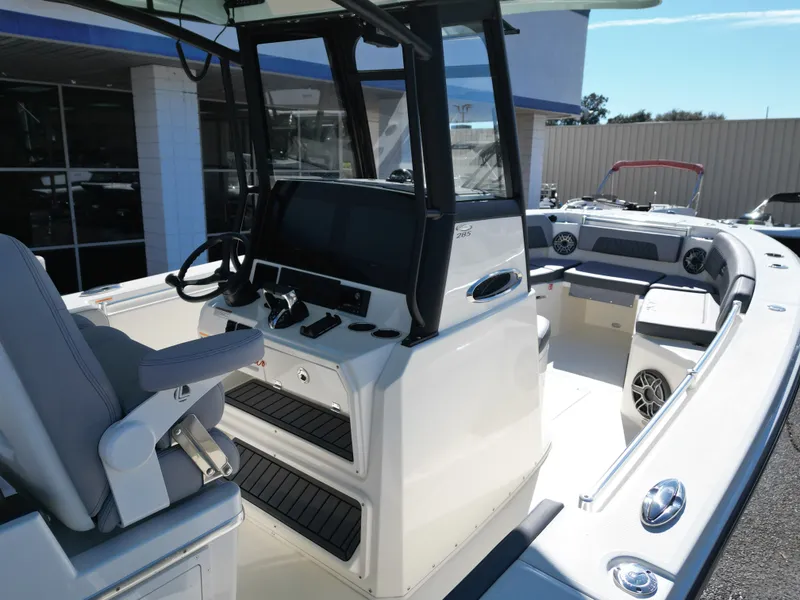 Slide: The Image of Cobia 285CC 2026 - 22