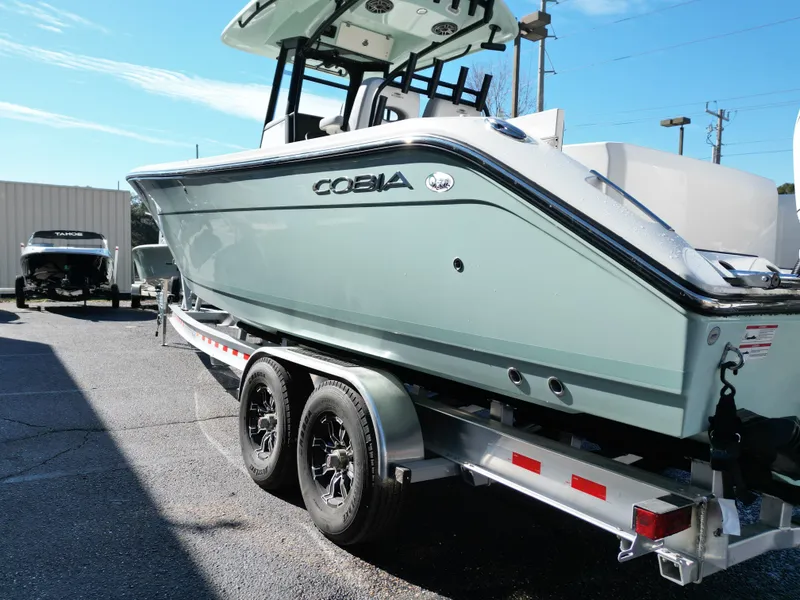 Slide: The Image of Cobia 285CC 2026 - 8