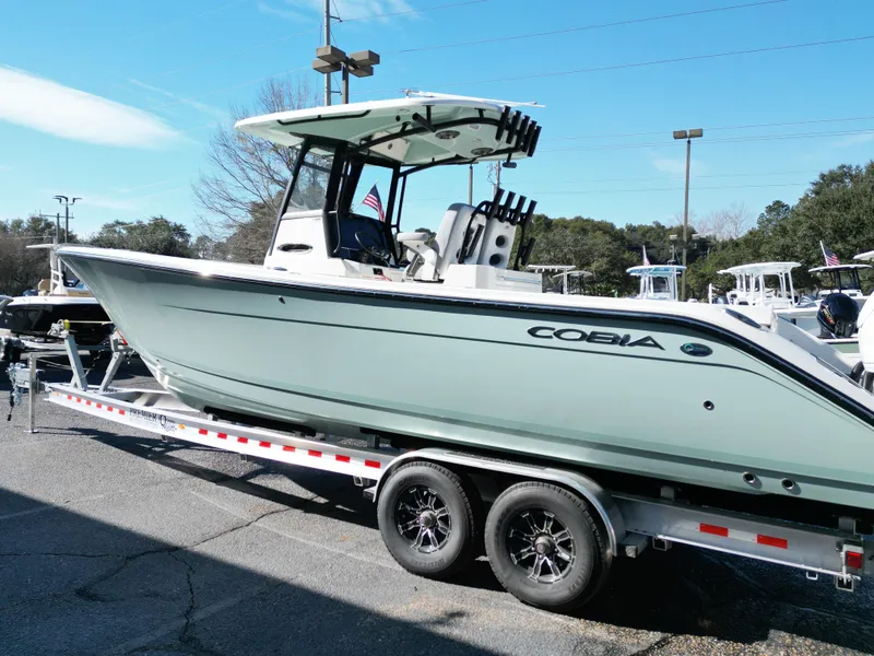 Slide: The Image of Cobia 285CC 2026 - 9