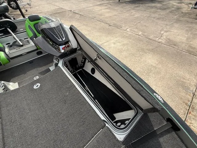 Slide: The Image of Ranger Z520 Comanche 2018 - 24