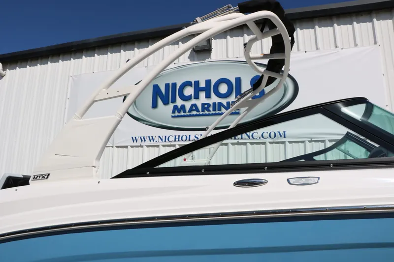 Slide: The Image of Chaparral 23 SSi 2026 boat at Nichols Marine. - 14