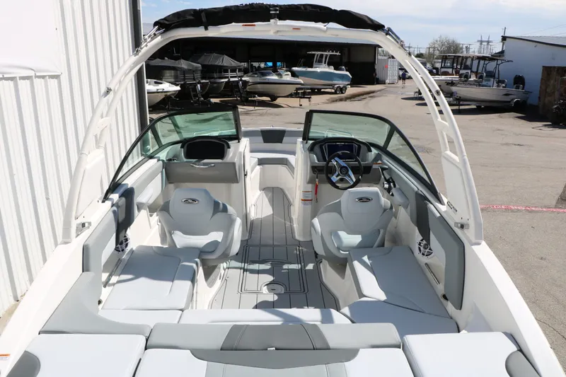 Slide: The Image of Interior view of the 2026 Chaparral 23 SSi boat. - 17