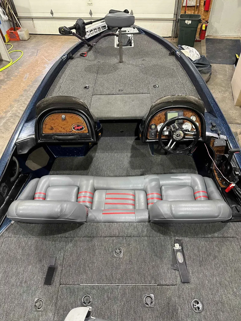 Slide: The Image of Ranger 520VX 2000 - 5