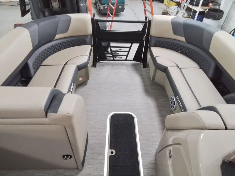 Slide: The Image of Sylvan L-5 SLZ 2026 - 14