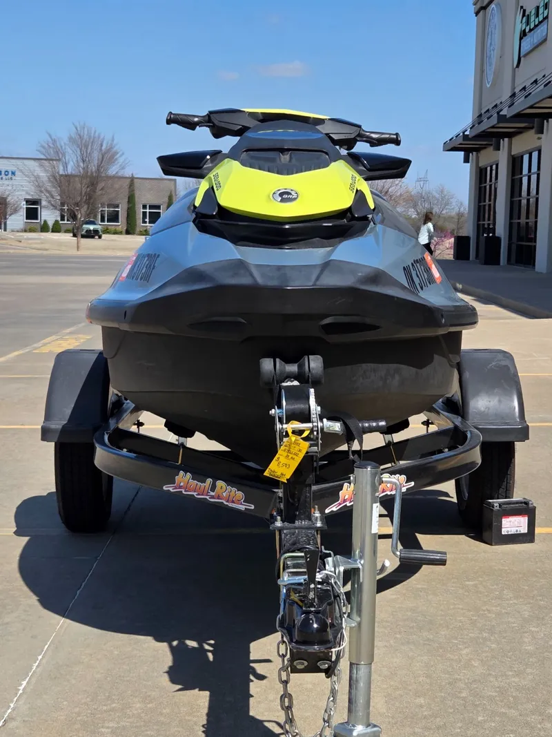 Slide: The Image of Sea-Doo GTI SE 130 2022 - 3