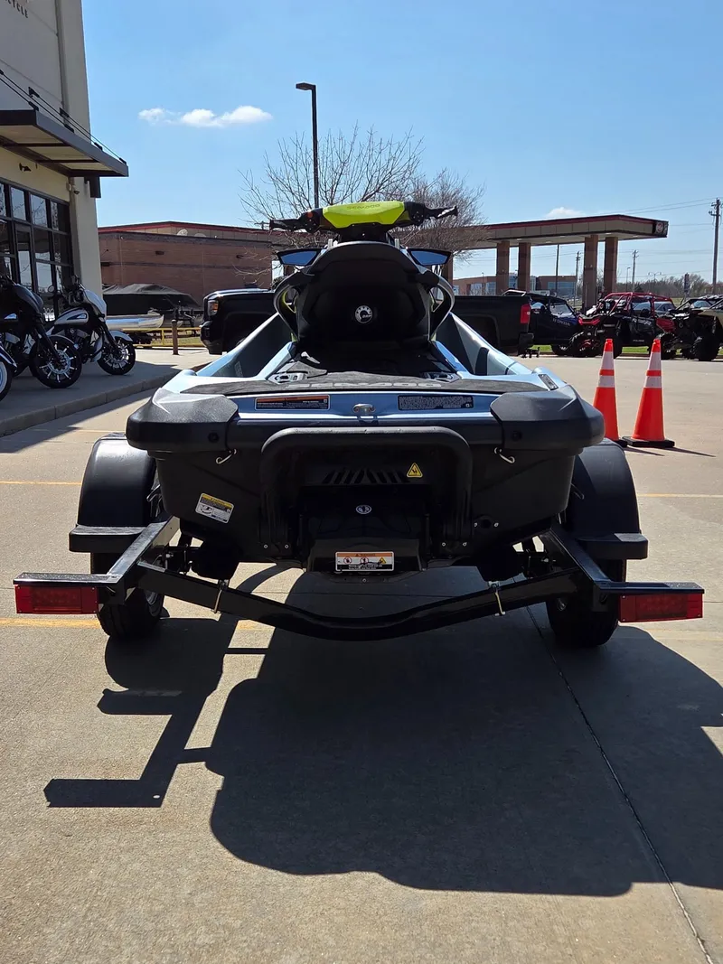 Slide: The Image of Sea-Doo GTI SE 130 2022 - 7