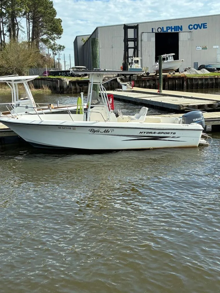 The Image of Hydra-Sports 212-CC 2003 - 0