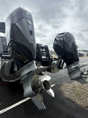 Slide: The Image of Viaggio By Misty Harbor D28UW A-T TW400 2026 - 13