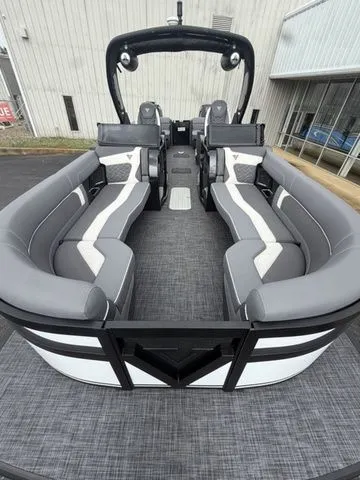 Slide: The Image of Viaggio By Misty Harbor D28UW A-T TW400 2026 - 4