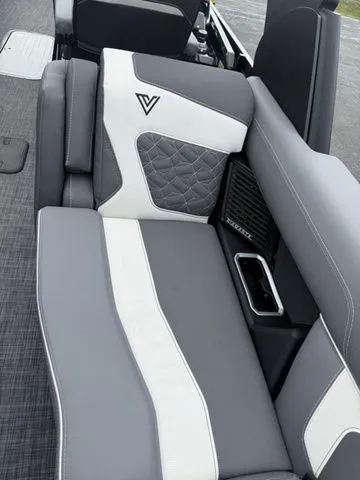 Slide: The Image of Viaggio By Misty Harbor D28UW A-T TW400 2026 - 7