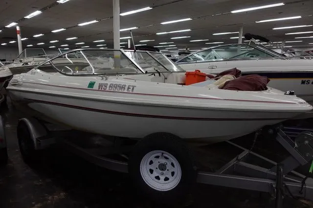 Slide: The Image of Glastron SX 175 2000 - 2