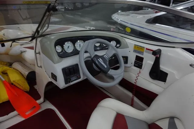 Slide: The Image of Glastron SX 175 2000 - 8