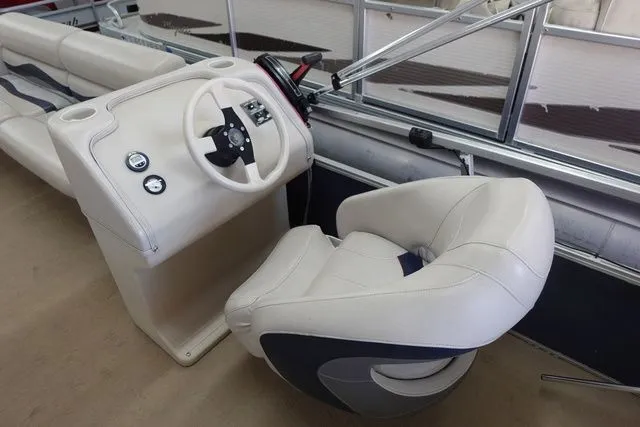 Slide: The Image of Crest 25LT 1985 - 8