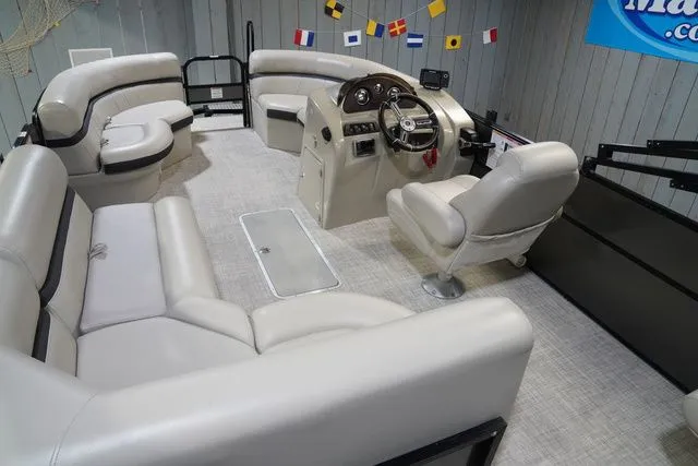 Slide: The Image of South Bay 222FCR 2.75 2018 - 24