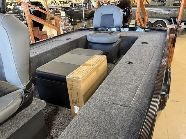 Slide: The Image of Tracker Panfish 17 2026 - 15