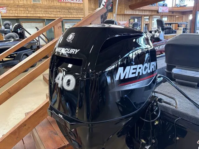 Slide: The Image of Tracker Panfish 17 2026 - 36