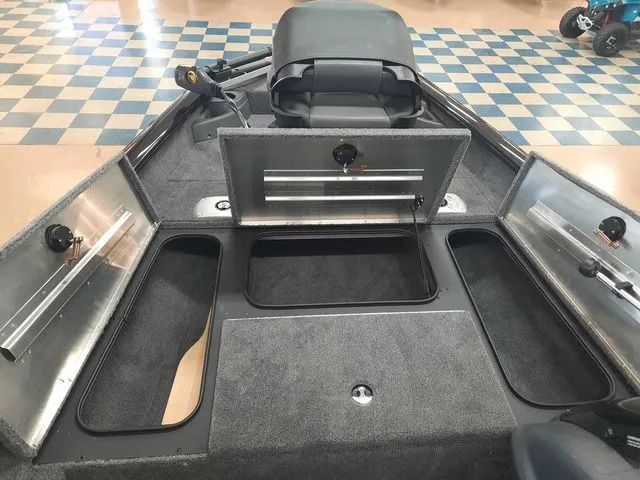 Slide: The Image of Tracker Pro Team 175 TF 2026 - 19