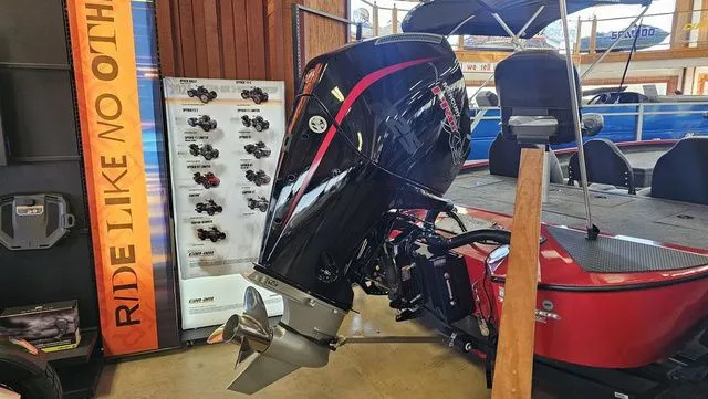 Slide: The Image of Tracker Savage 215 2026 - 14