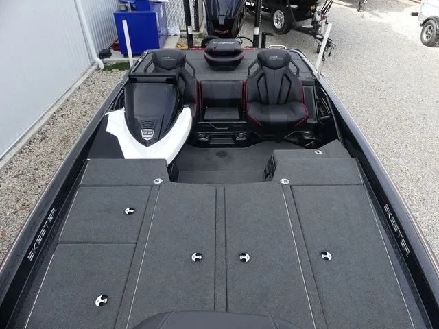 Slide: The Image of Skeeter ZXR21 2021 - 21