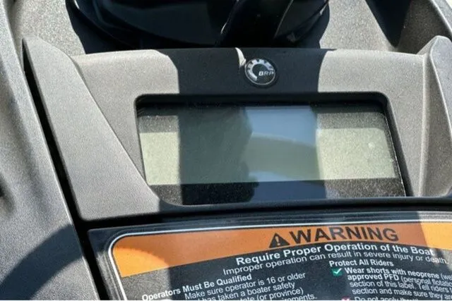 Slide: The Image of Sea-Doo Spark® Trixx™ for 3 Rotax® 900 ACE™ - 90 iBR 2024 - 15