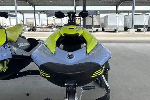 Slide: The Image of Sea-Doo Spark® Trixx™ for 3 Rotax® 900 ACE™ - 90 iBR 2024 - 20