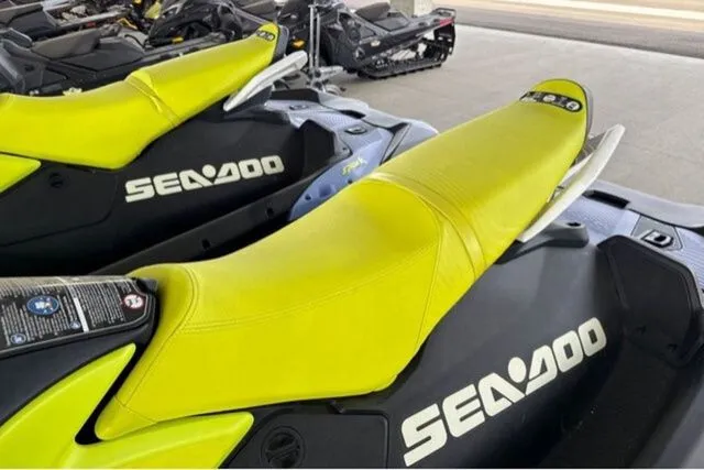 Slide: The Image of Sea-Doo Spark® Trixx™ for 3 Rotax® 900 ACE™ - 90 iBR 2024 - 27