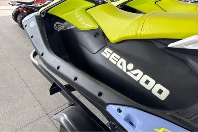 Slide: The Image of Sea-Doo Spark® Trixx™ for 3 Rotax® 900 ACE™ - 90 iBR 2024 - 42