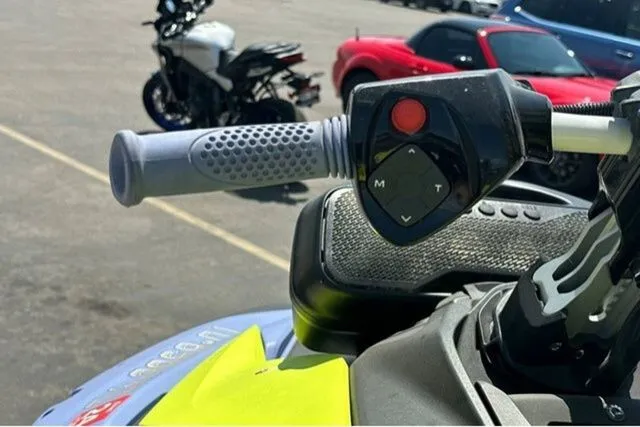 Slide: The Image of Sea-Doo Spark® Trixx™ for 3 Rotax® 900 ACE™ - 90 iBR 2024 - 65