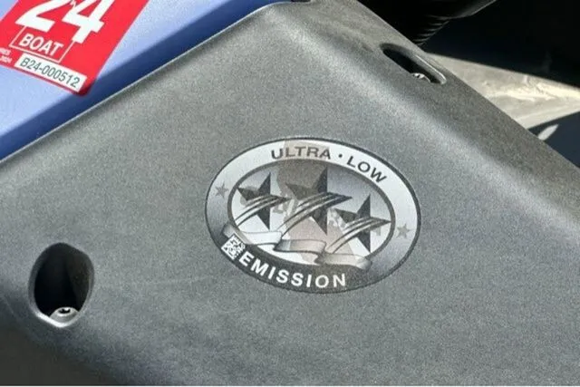 Slide: The Image of Sea-Doo Spark® Trixx™ for 3 Rotax® 900 ACE™ - 90 iBR 2024 - 8