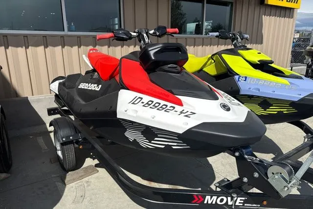 Slide: The Image of Sea-Doo PWC SPARK TRIXX 90 AUD WH 3UP IBR 25 2025 - 21