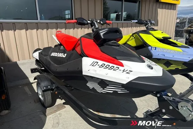 Slide: The Image of Sea-Doo PWC SPARK TRIXX 90 AUD WH 3UP IBR 25 2025 - 3