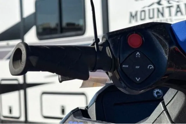 Slide: The Image of Sea-Doo Wake 2025 - 48