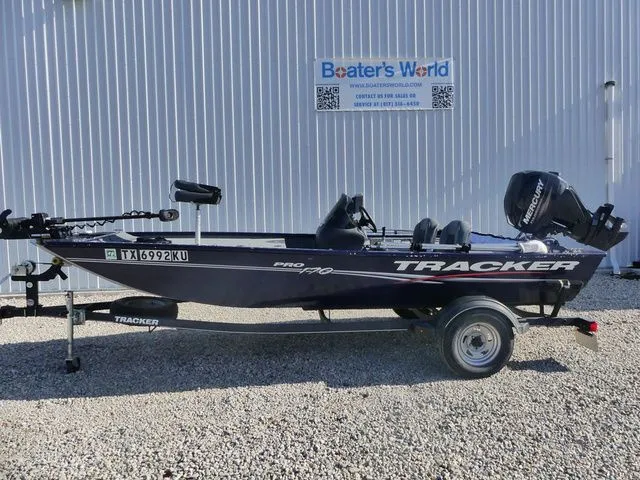 The Image of Tracker Pro 170 2019 - 1