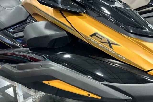 Slide: The Image of Yamaha FX Cruiser HO 2025 - 25