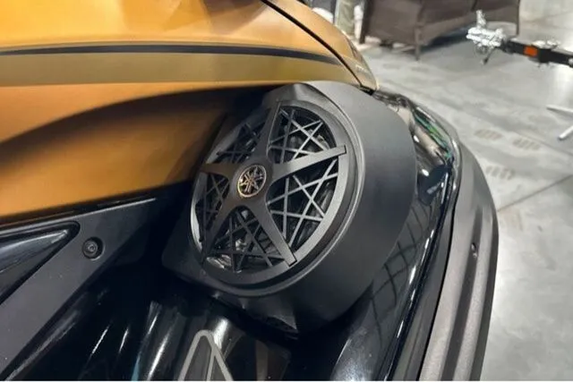 Slide: The Image of Yamaha FX Cruiser HO 2025 - 26