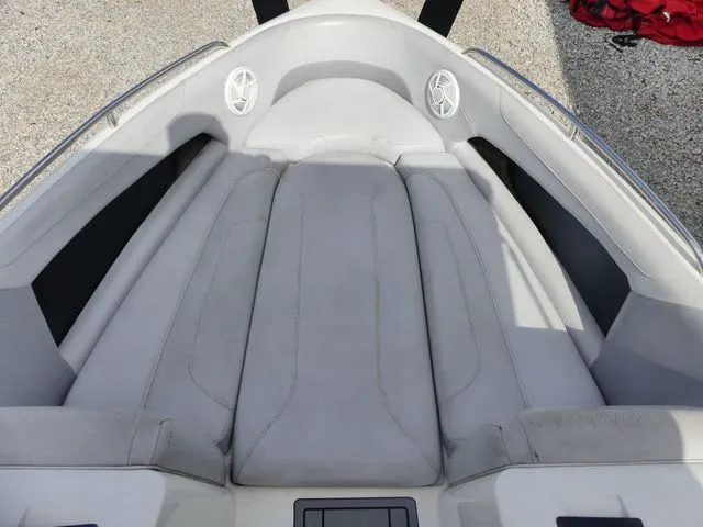 Slide: The Image of Centurion Enzo SV230 2005 - 9