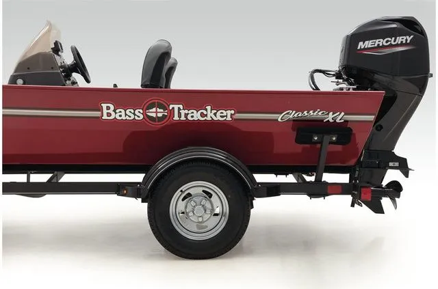 Slide: The Image of Tracker Bass Tracker Classic XL 2021 - 13