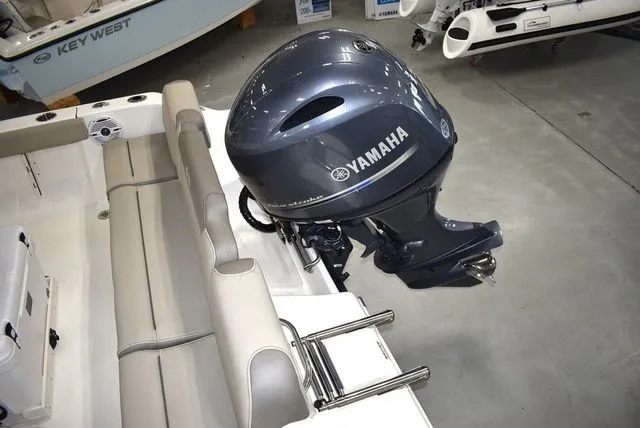 Slide: The Image of Key West 189 FS W/ T-Top 2024 - 13