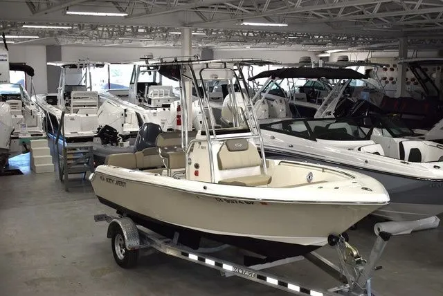 Slide: The Image of Key West 189 FS W/ T-Top 2024 - 2